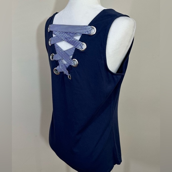 Neiman Marcus sz lg top in navy with a ribbon accent on the back - Picture 3 of 14